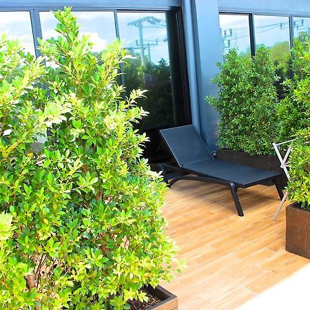 Appartamento Little Paris Phuket Esterno foto