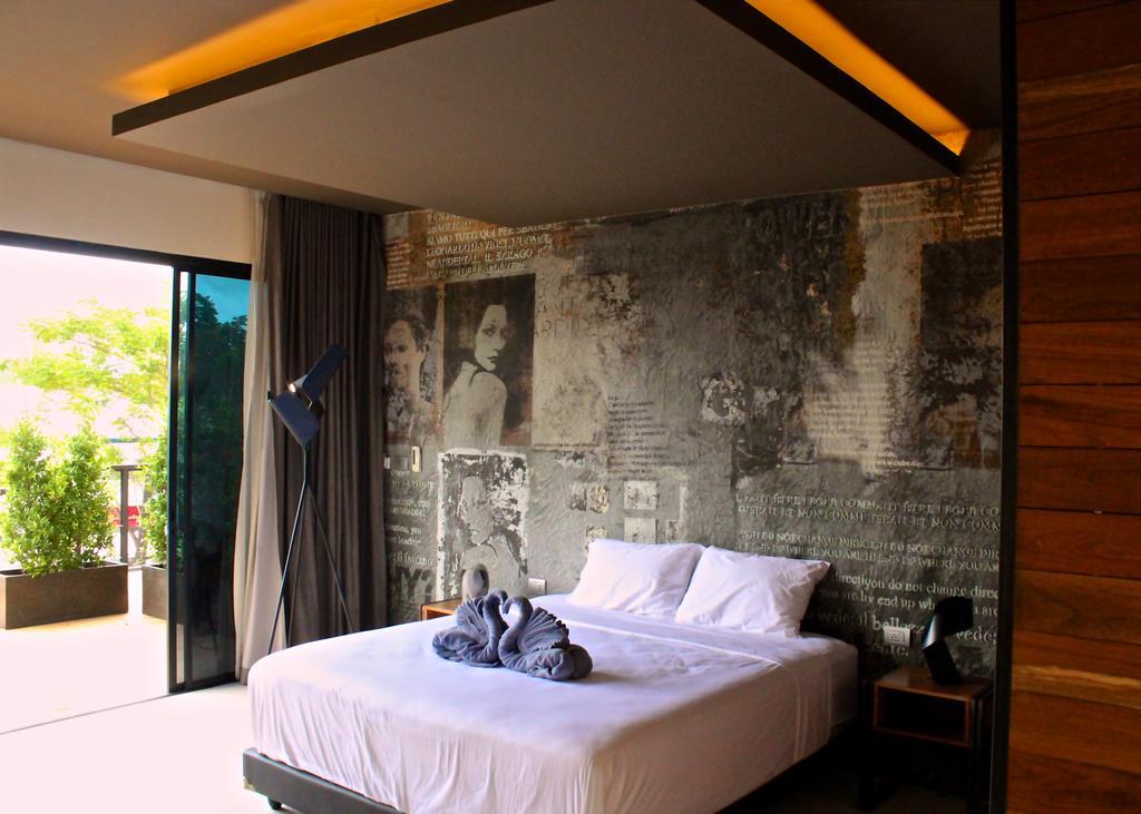 Appartamento Little Paris Phuket Esterno foto